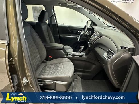 Used 2024 Chevrolet Equinox LT AWD/4WD image 6
