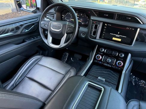Used 2023 GMC Yukon Denali AWD/4WD image 44