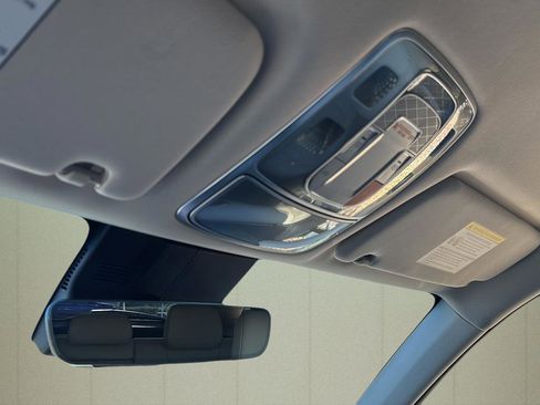 Used 2026 Genesis GV70 2.5T image 34