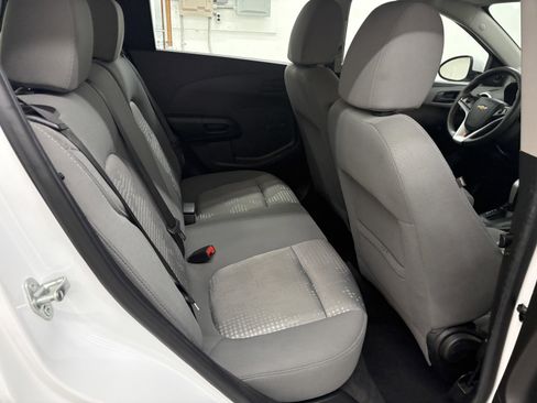 Used 2020 Chevrolet Sonic LT FWD image 23