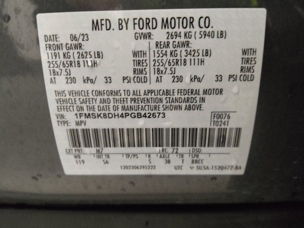 Used 2023 Ford Explorer XLT w/ Equipment Group 202A AWD/4WD image 33