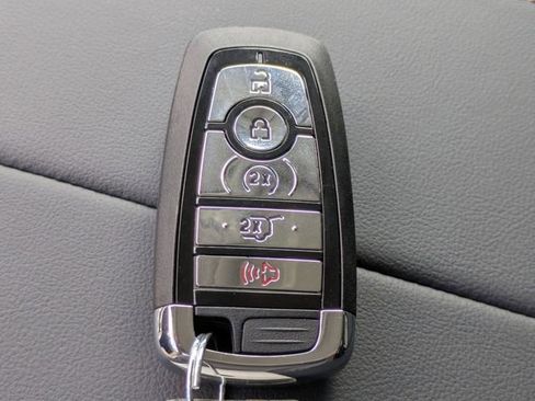 New 2026 Lincoln Nautilus Reserve w/ Jet Appearance Package AWD/4WD image 29