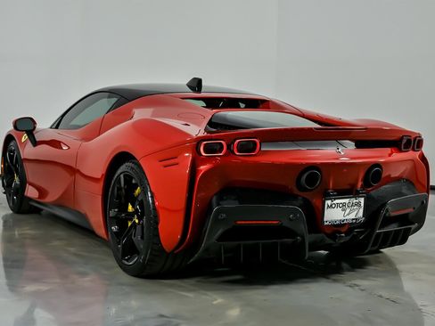 Used 2023 Ferrari SF90 Stradale image 10