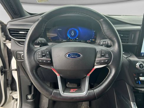 Used 2020 Ford Explorer ST w/ ST High-Performance Pack AWD/4WD image 14