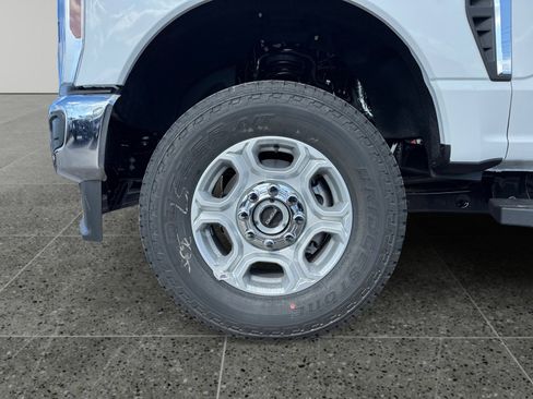 New 2026 Ford F250 XLT AWD/4WD image 10