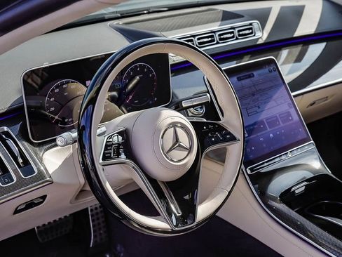 Used 2025 Mercedes-Benz S 580 4MATIC Sedan image 24