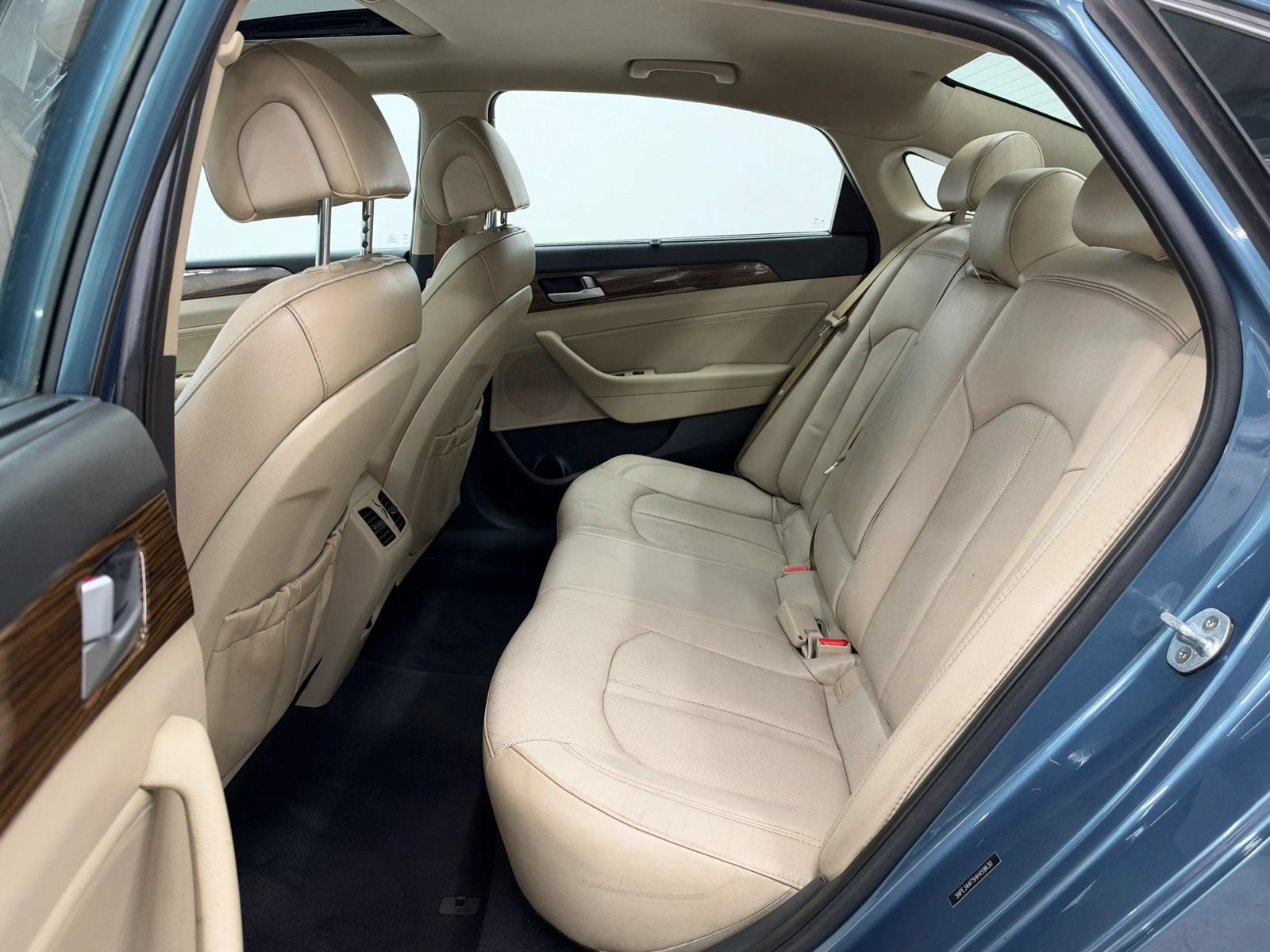 Used 2017 Hyundai Sonata Limited w/ Ultimate Package 04 FWD image 19