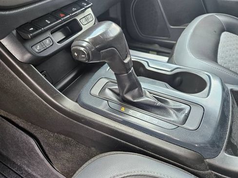 Used 2018 Chevrolet Colorado Z71 w/ Z71 Midnight Edition AWD/4WD image 24