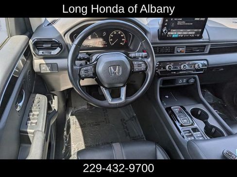 Used 2025 Honda Pilot EX-L image 19