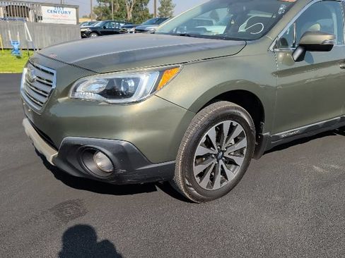 Used 2017 Subaru Outback 2.5i Limited AWD/4WD image 14