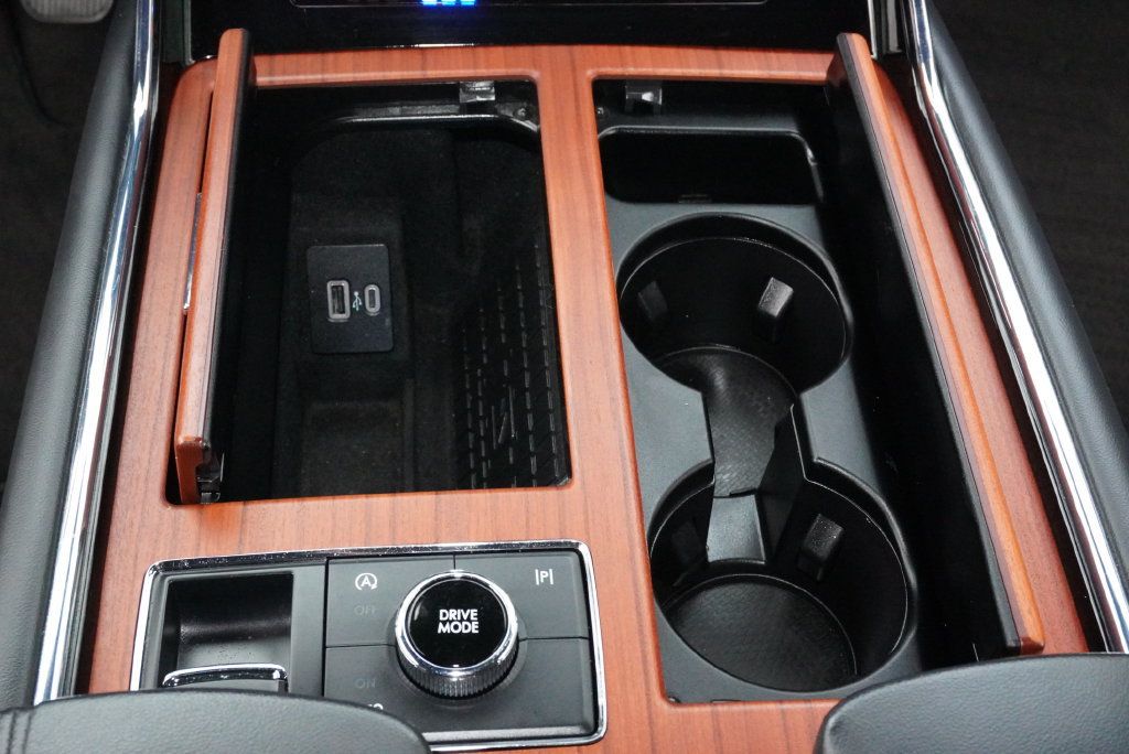 Used 2024 Lincoln Navigator Reserve AWD/4WD image 17