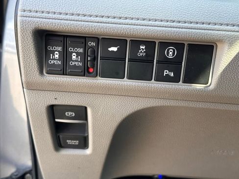 Used 2022 Honda Odyssey Touring image 29