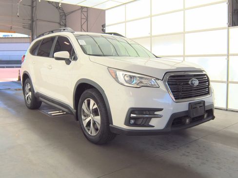Used 2021 Subaru Ascent Premium w/ Convenience Package AWD/4WD image 6