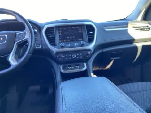 Used 2022 GMC Acadia SLE w/ Driver Convenience Package image 15