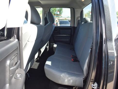 Used 2015 RAM 1500 Express AWD/4WD image 28