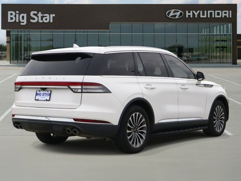 Used 2020 Lincoln Aviator Reserve w/ Elements Package Plus image 4