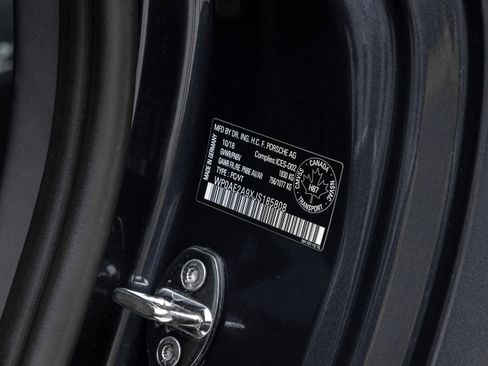 Used 2018 Porsche 911 GT2 RS image 68