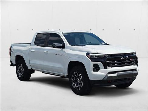 New 2025 Chevrolet Colorado Z71 w/ Technology Package image 7