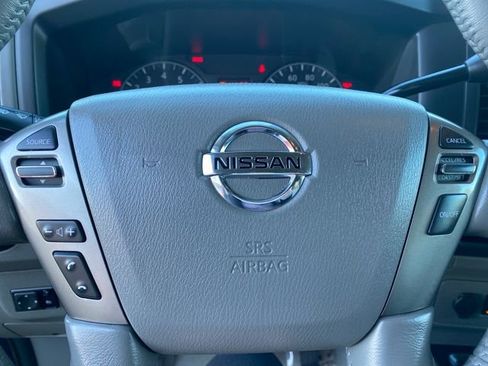 Used 2021 Nissan NV 3500 SL image 19