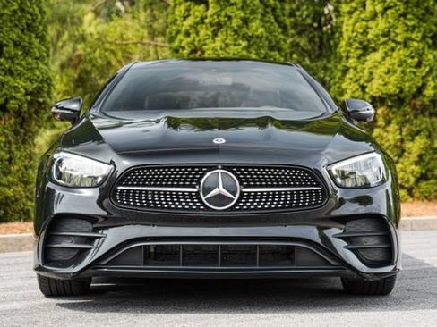 Used 2021 Mercedes-Benz E 450 Coupe w/ AMG Line image 18