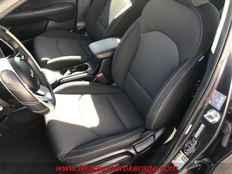 Used 2024 Kia Forte LXS FWD image 12