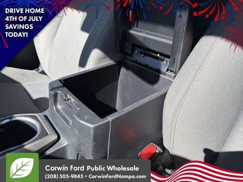 Used 2019 Toyota Tacoma SR5 AWD/4WD image 23
