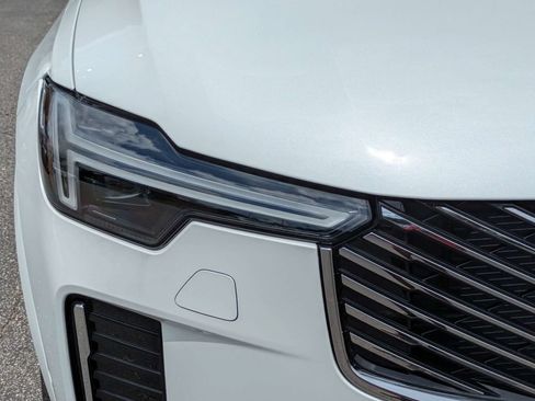 New 2026 Volvo XC90 T8 Plus w/ Protection Package Premier AWD/4WD image 11