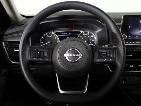 Certified 2024 Nissan Rogue SV FWD image 10