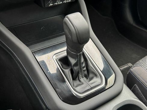 Used 2025 Subaru Forester Premium image 20