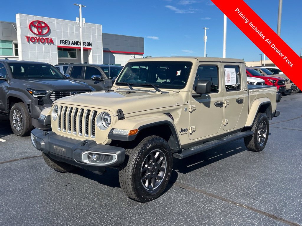 Used 2020 Jeep Gladiator Overland AWD/4WD image 1