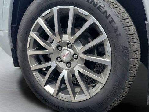 Used 2026 GMC Terrain Denali AWD/4WD image 4