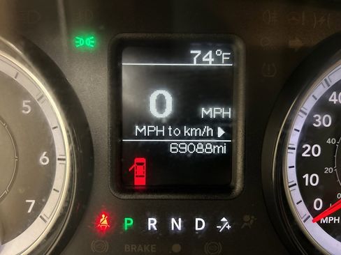 Used 2018 RAM 3500 Tradesman w/ Chrome Appearance Group image 15