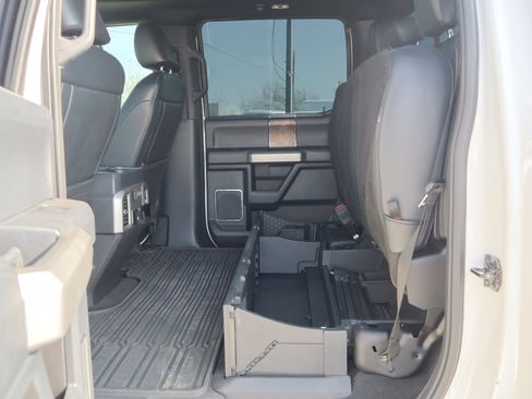 Certified 2022 Ford F250 Lariat w/ Tremor Off-Road Package image 32