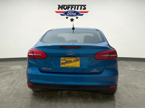 Used 2015 Ford Focus SE FWD image 4