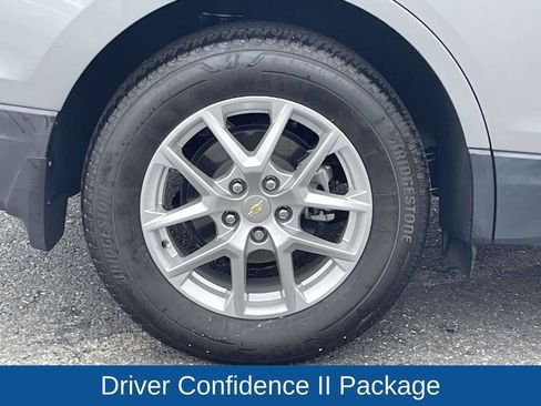Used 2024 Chevrolet Equinox LS w/ LS Convenience Package AWD/4WD image 13