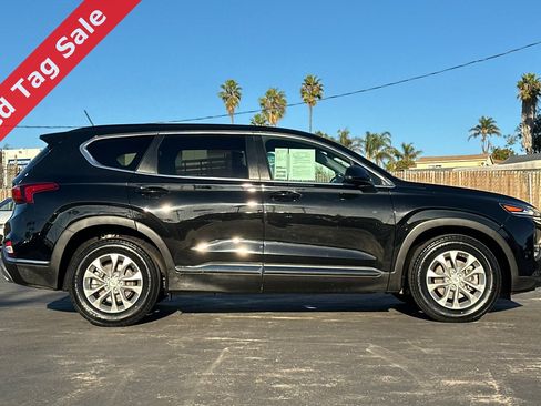 Used 2019 Hyundai Santa Fe SE image 3