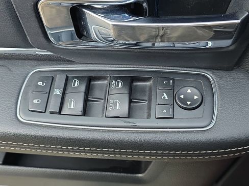 Used 2017 RAM 3500 Laramie image 30