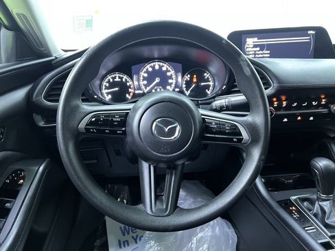 Used 2024 MAZDA MAZDA3 s FWD image 20