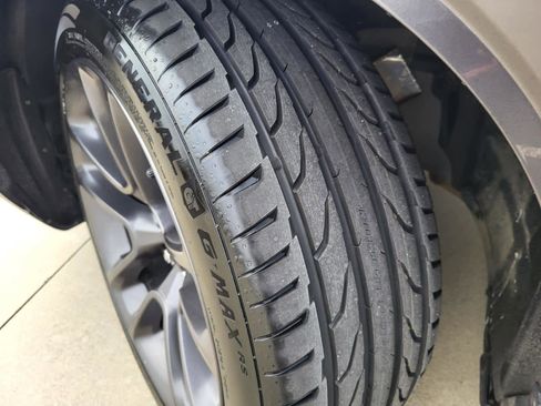 Used 2021 Dodge Challenger SXT w/ Driver Convenience Group image 26