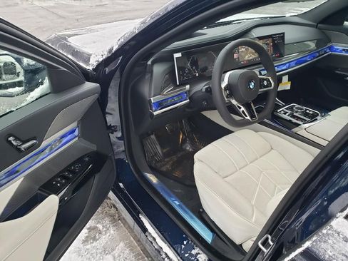 New 2026 BMW 740i xDrive 740i xDrive w/ Premium Package image 10