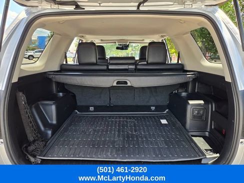 Used 2021 Toyota 4Runner Venture w/ Moonroof Package AWD/4WD image 16