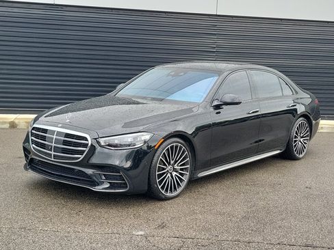 Used 2023 Mercedes-Benz S 500 4MATIC image 1