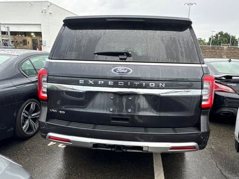 Used 2024 Ford Expedition Limited image 6
