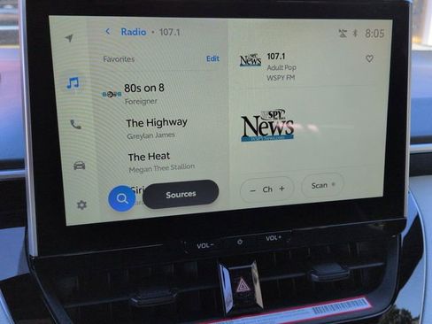 New 2026 Toyota Corolla SE image 18