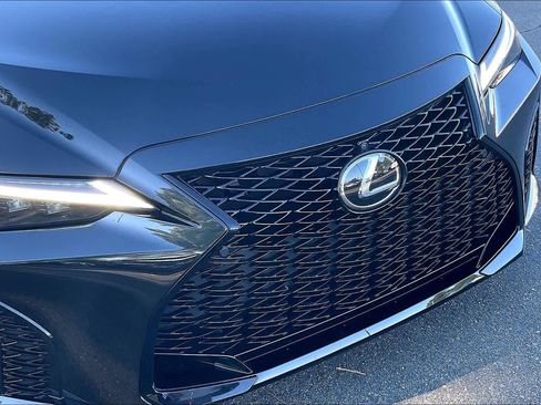 Used 2025 Lexus IS 350 F Sport image 32