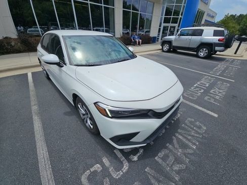 Used 2023 Honda Civic LX image 7