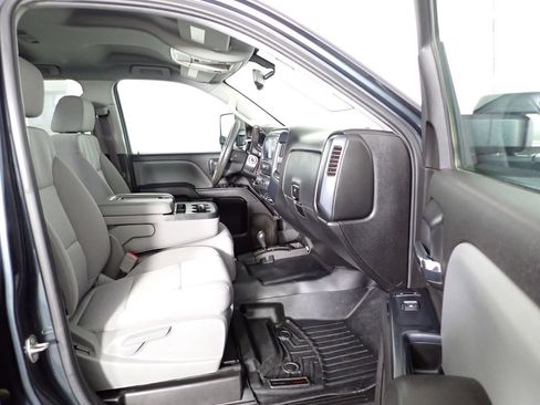 Used 2017 Chevrolet Silverado 2500 W/T w/ Snow Plow Prep Package image 29