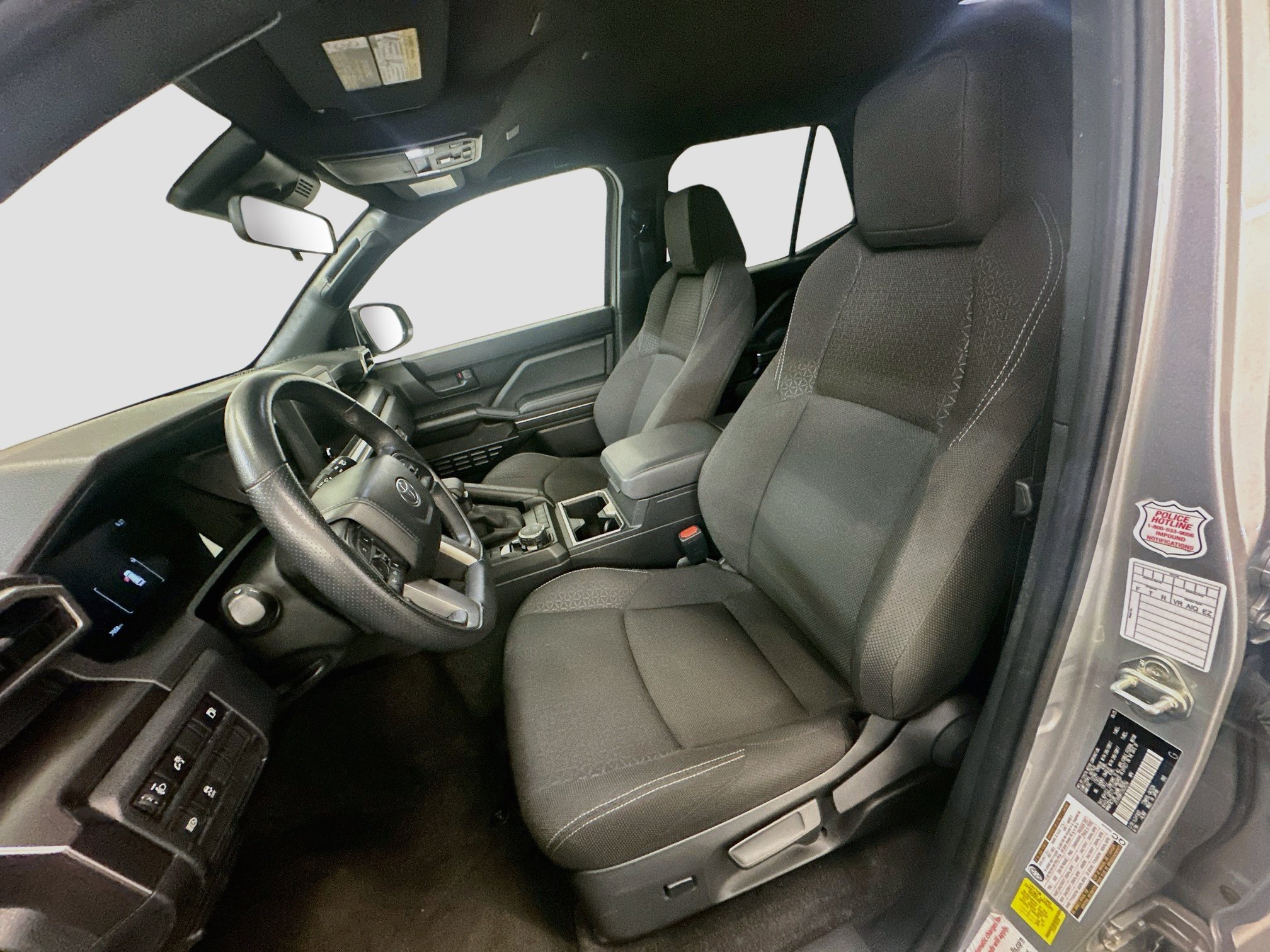 Used 2025 Toyota 4Runner SR5 AWD/4WD image 13