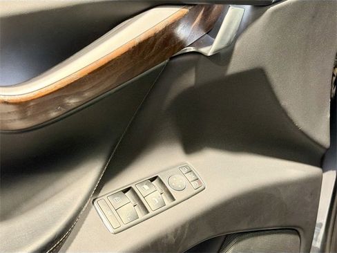 Used 2020 Tesla Model X Long Range image 14