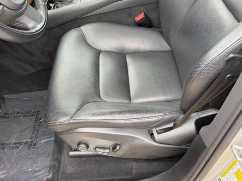 Certified 2022 Volvo XC90 T6 Momentum w/ Advanced Package image 17